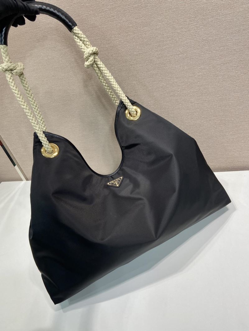 Pra*a tote bags
